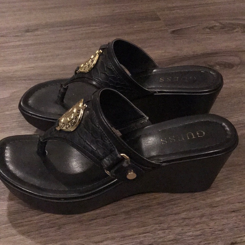 Guess Sandals 6M